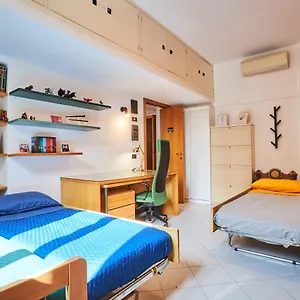 Harry Potter's Magic House - Metro M4 - Linate - Citta Studi Milano