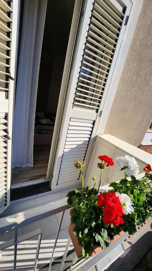 Casalaina Palace Aeroporto di Catania Fontana Rossa Appartamento